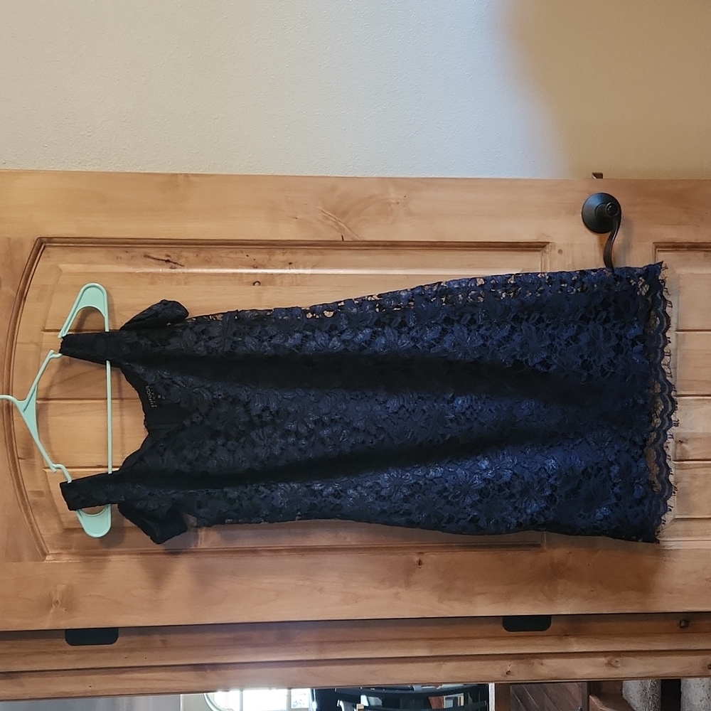 Navy Blue v neck sleeveless dress